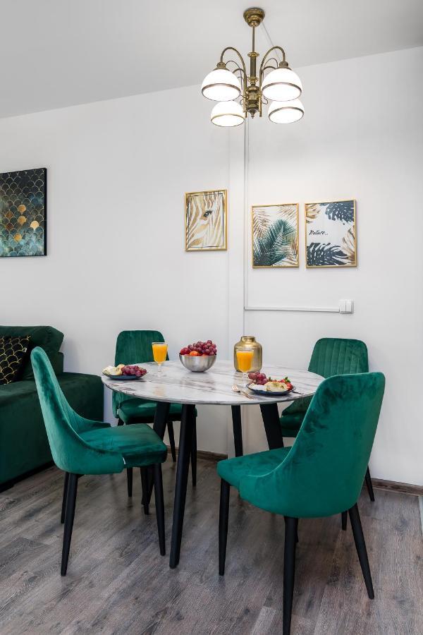 Sleepway Apartments- Garbary 100-46 Poznan Luaran gambar