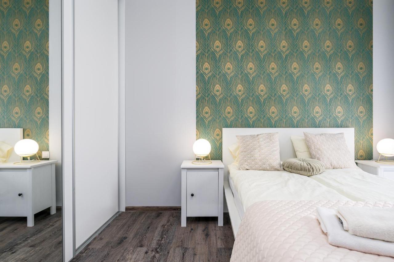 Sleepway Apartments- Garbary 100-46 Poznan Luaran gambar